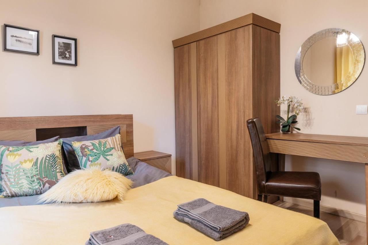 Wawel Apartments - Loftaffair Krakow Bagian luar foto